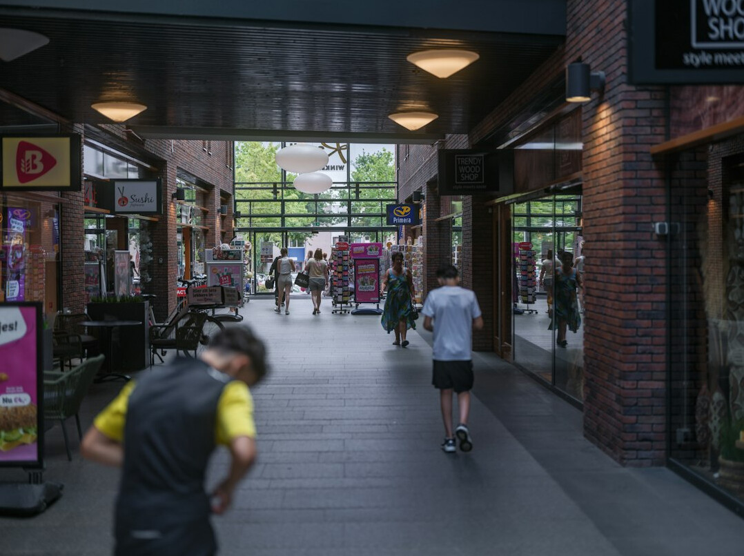 security guard patrol in mall